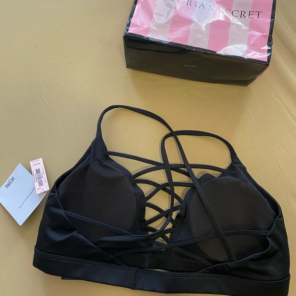 Sports bra - Picture 3 of 4